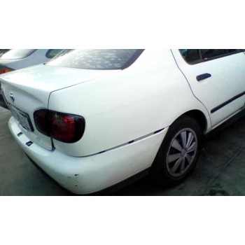 nissan primera berlina (p11) del año 2001