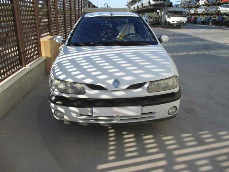 RENAULT LAGUNA (B56)