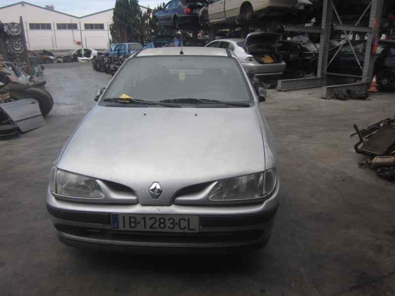renault megane i berlina hatchback (ba0) del año 1996