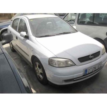 opel astra g berlina del año 2001