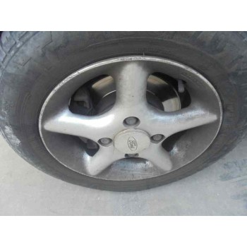 ford fiesta berlina del año 1996