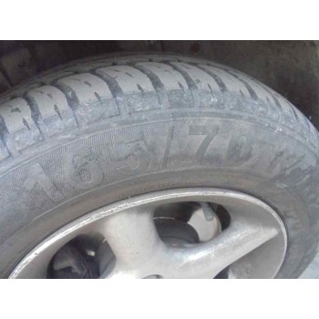 ford fiesta berlina del año 1996