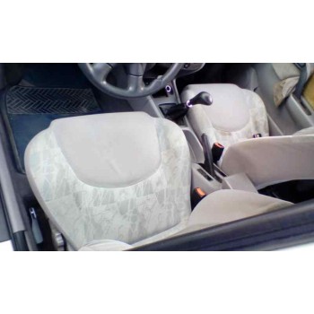 nissan primera berlina (p11) del año 2001