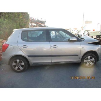 SKODA FABIA (5J2 )