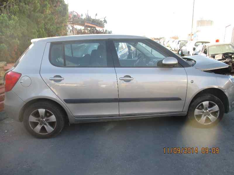 skoda fabia (5j2 ) del año 2010