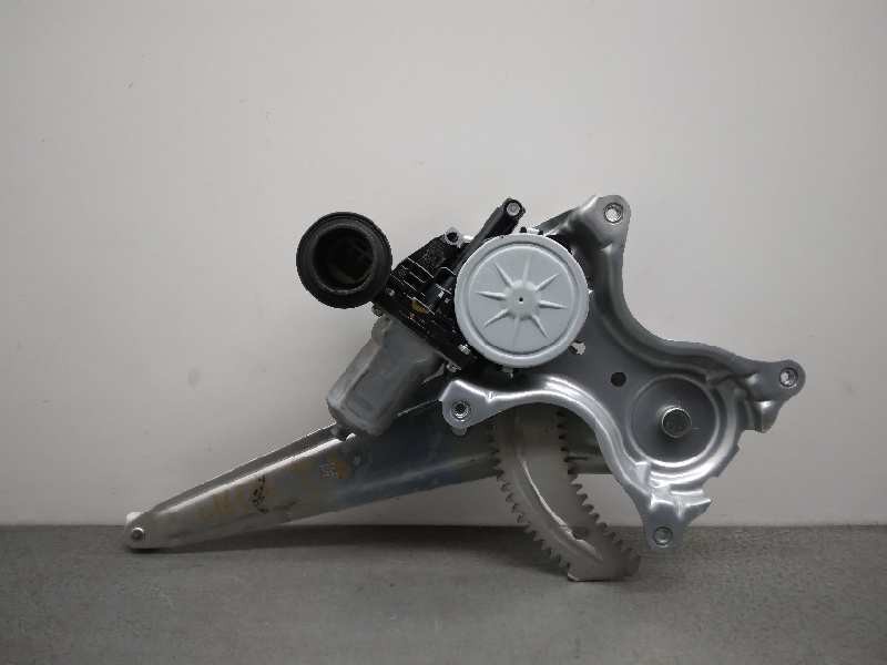 Recambio de elevalunas trasero derecho para toyota rav 4 active referencia OEM IAM 8572035140 6 PINES 