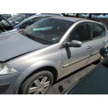 renault megane ii classic berlina del año 2004