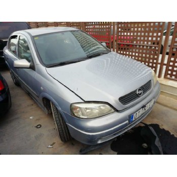 opel astra g berlina del año 2002
