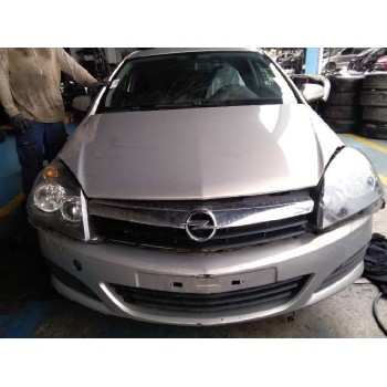opel astra gtc del año 2005