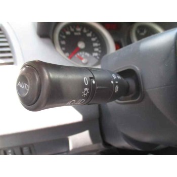 renault megane ii classic berlina del año 2004