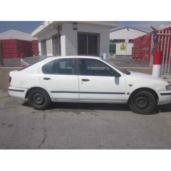 nissan primera berlina (p11) del año 1998