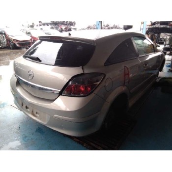 opel astra gtc del año 2005