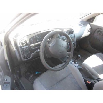 nissan primera berlina (p11) del año 1998