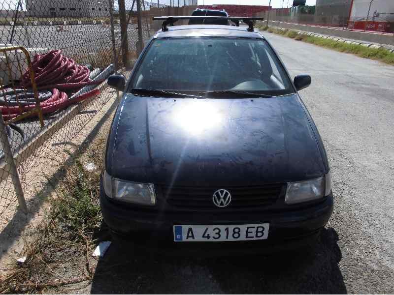 volkswagen polo berlina (6n1) del año 1999