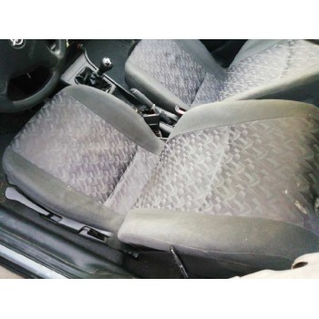 opel astra g berlina del año 2002