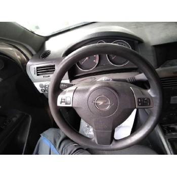 opel astra gtc del año 2005