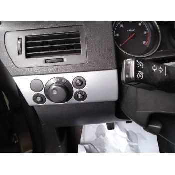 opel astra gtc del año 2005