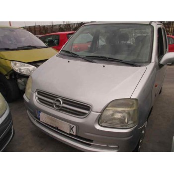 opel agila del año 2002