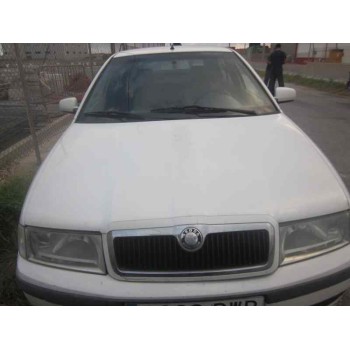 skoda octavia berlina (1u2) del año 2002