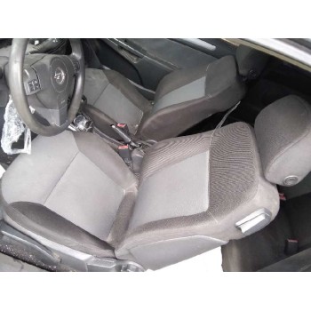 opel astra gtc del año 2005