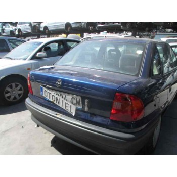 opel astra f berlina del año 1994