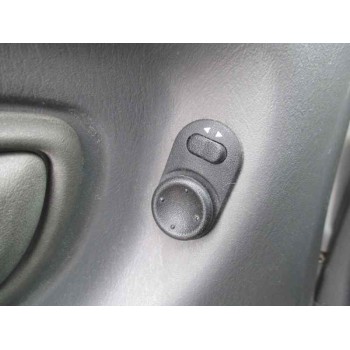 opel agila del año 2002