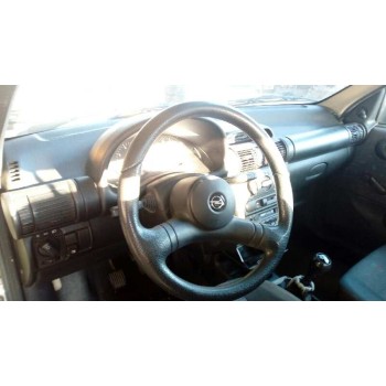 opel corsa b del año 1997