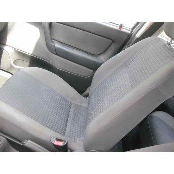 opel astra g berlina del año 2002