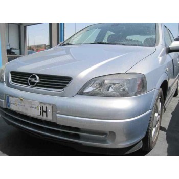 opel astra g berlina del año 2002