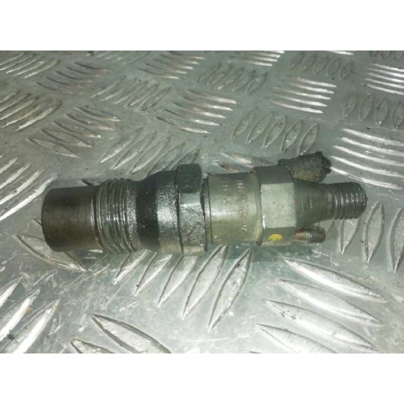 Recambio de inyector para volkswagen polo berlina (6n1) básico referencia OEM IAM 028130201C  