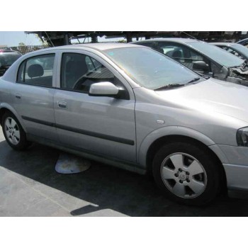 opel astra g berlina del año 2002
