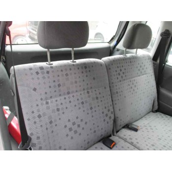 opel agila del año 2002