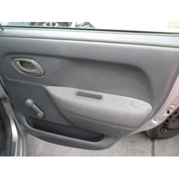 opel agila del año 2002