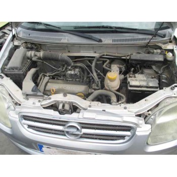 opel agila del año 2002