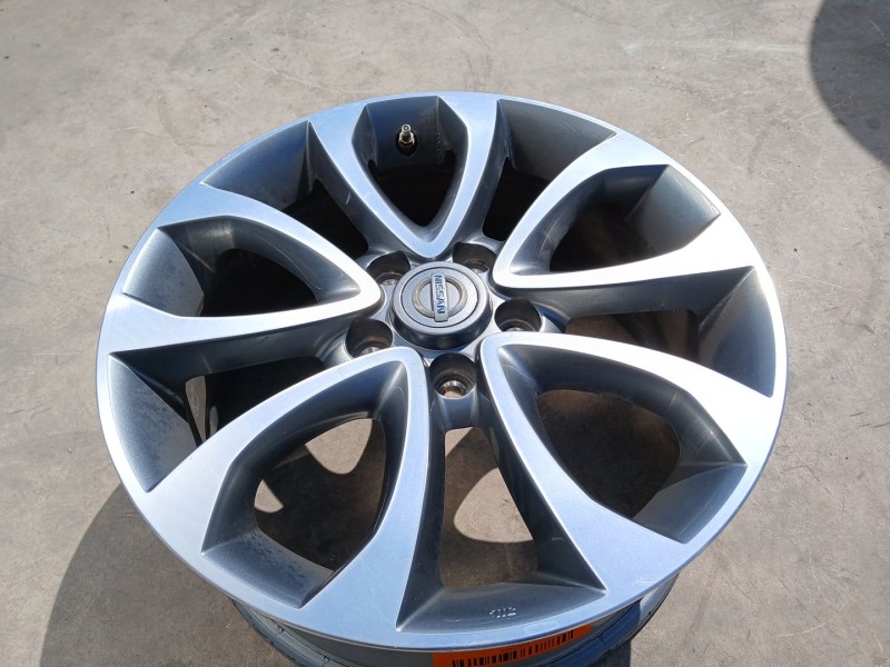 Recambio de llanta para nissan juke (f15) 1.2 dig-t referencia OEM IAM 1KR7A x1 17 pulgadas