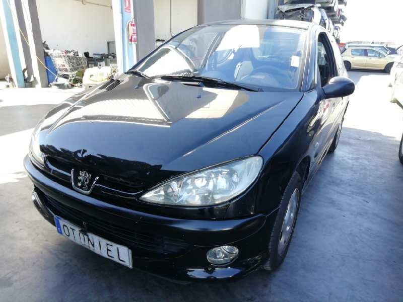peugeot 206 berlina del año 2002
