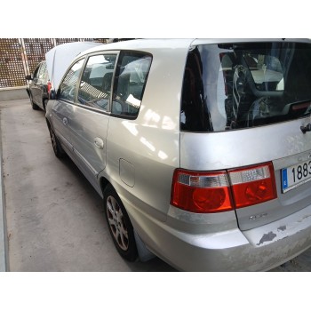 kia carens del año 2004