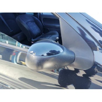 peugeot 206 berlina del año 2002