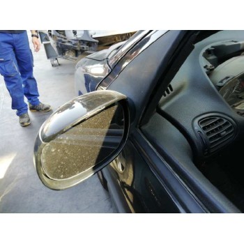 peugeot 206 berlina del año 2002