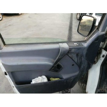 mercedes-benz vito (w638) caja cerrada del año 2003