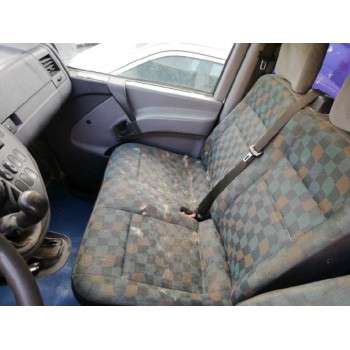 mercedes-benz vito (w638) caja cerrada del año 2003