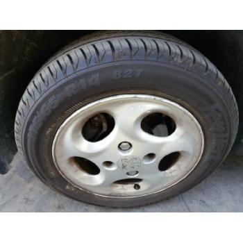 peugeot 206 berlina del año 2002