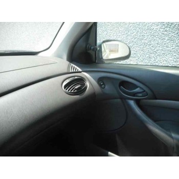 ford focus berlina (cak) del año 1999