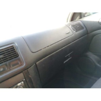 volkswagen golf iv berlina (1j1) del año 2002