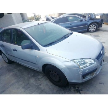 ford focus berlina (cap) del año 2004