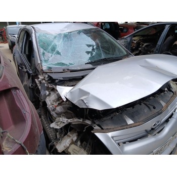 toyota auris (_e15_) del año 2010