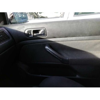 volkswagen golf iv berlina (1j1) del año 2002