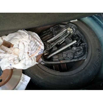 volkswagen golf iv berlina (1j1) del año 2002