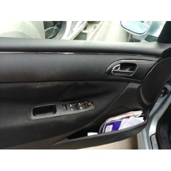 peugeot 607 (s1) del año 2004