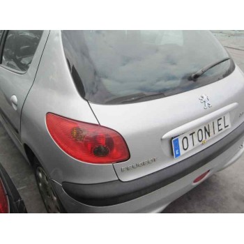 peugeot 206 berlina del año 2004